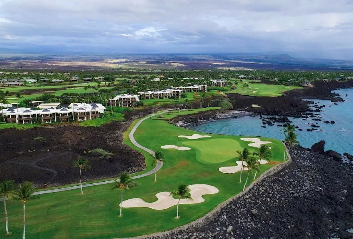 A Guide to Mauna Lani Point